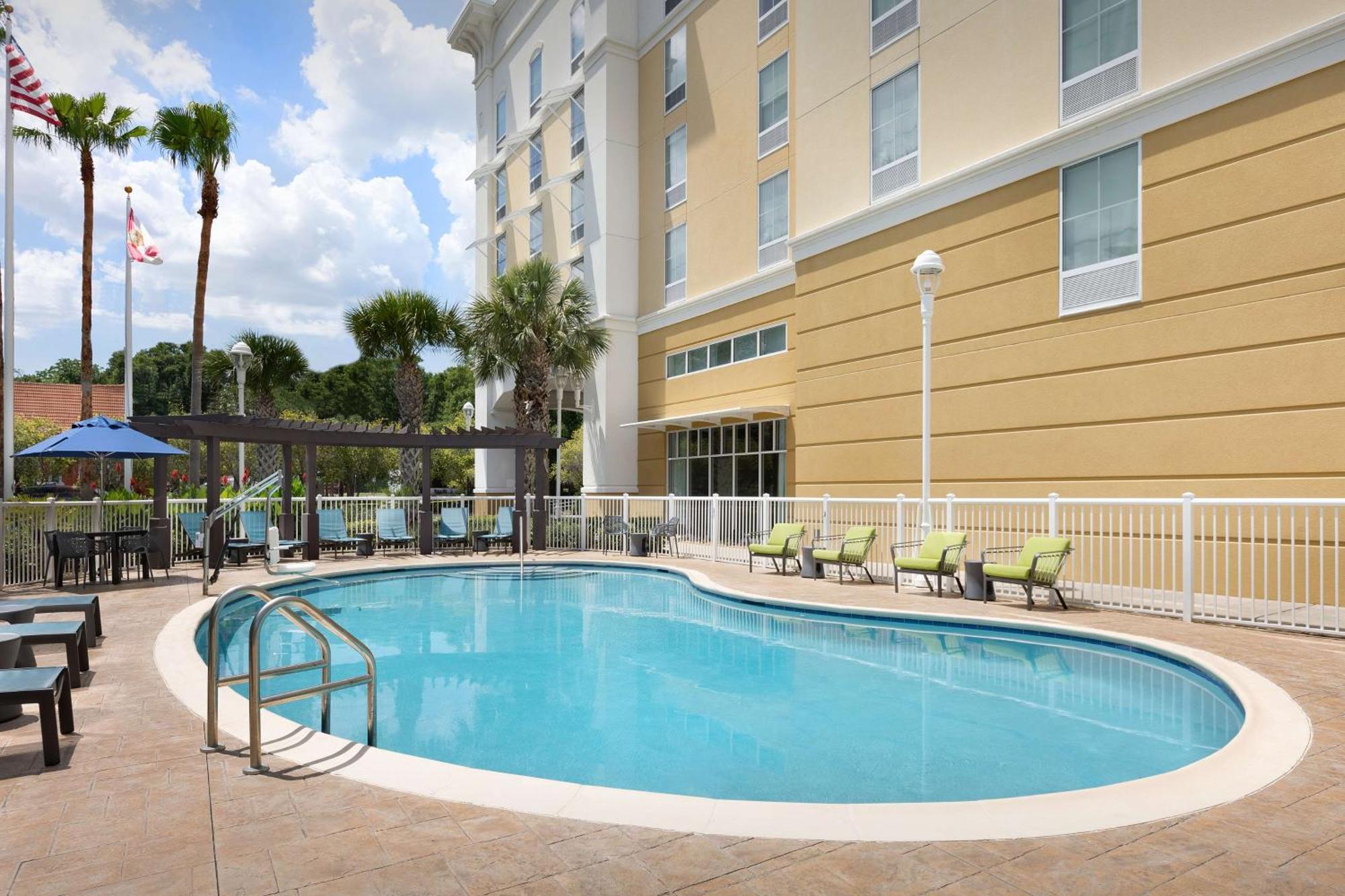 Hampton Inn & Suites Orlando North Altamonte Springs Exterior photo